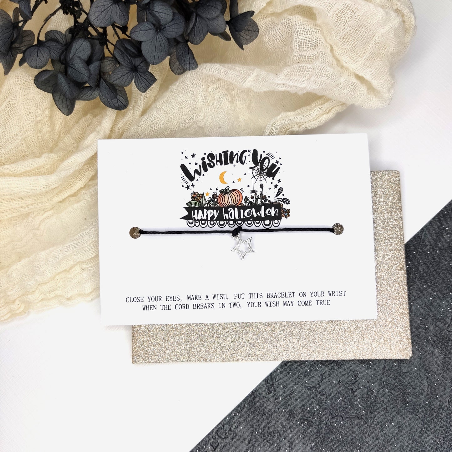 Happy Halloween wish bracelet, trick or treat goodies bag, sweet substitute, Halloween party favour, pupil gift