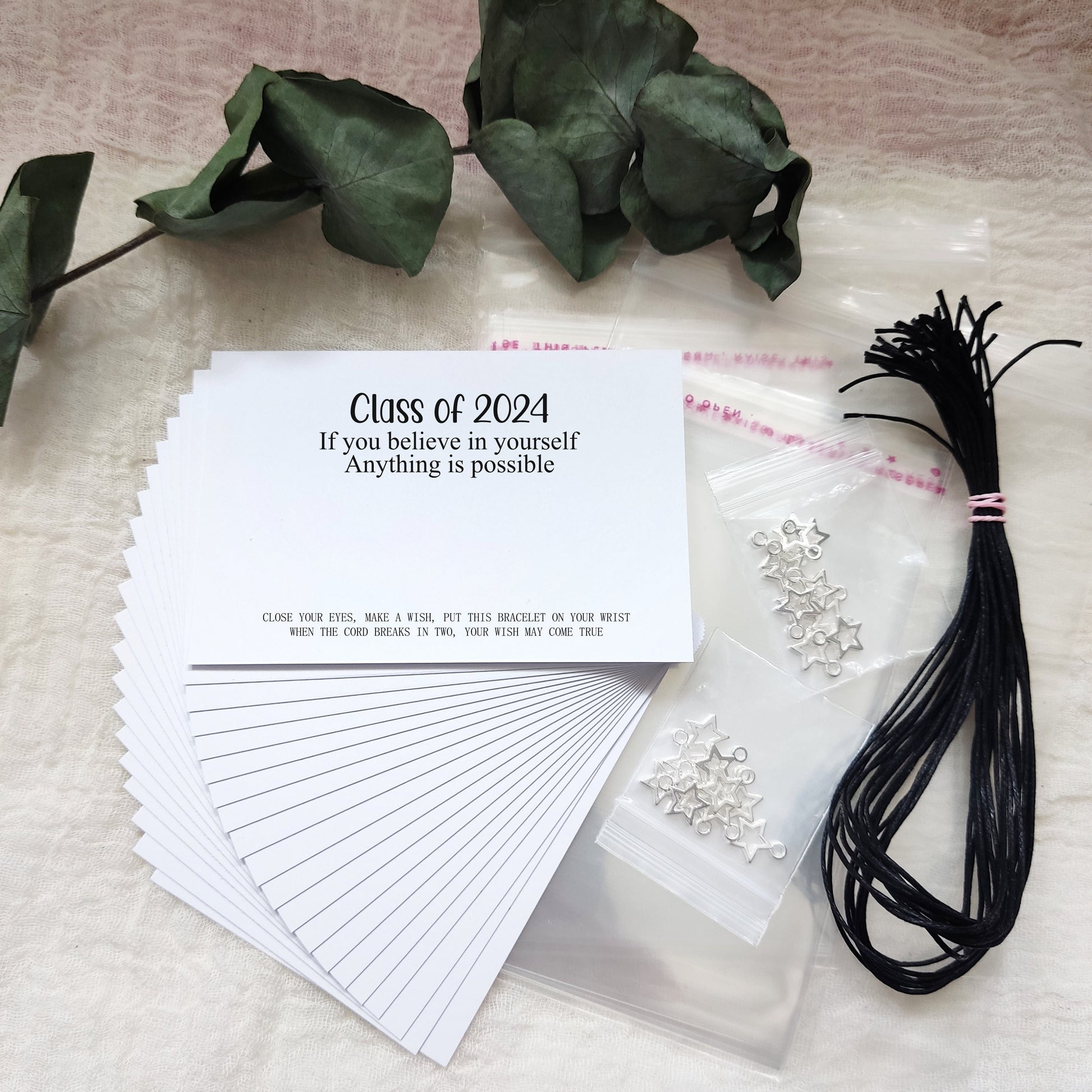DIY kit, Class of 2025 School leaver gift Wish Bracelet Card, Gift for pupils students, University, College Congratulation Present